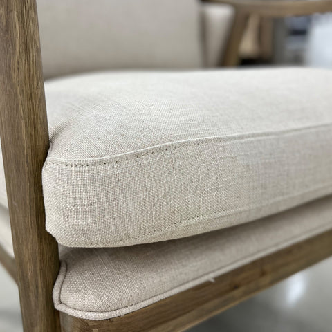 HC 1005 ACCENT CHAIR