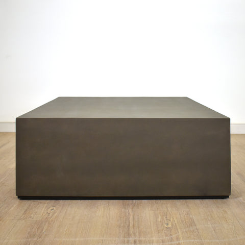 MUNICH LIVING ROOM TABLES