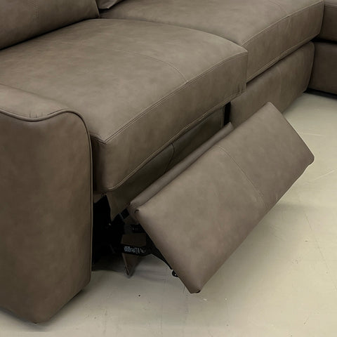 DRAKE CUSTOM LEATHER SOFAS AND SECTIONALS