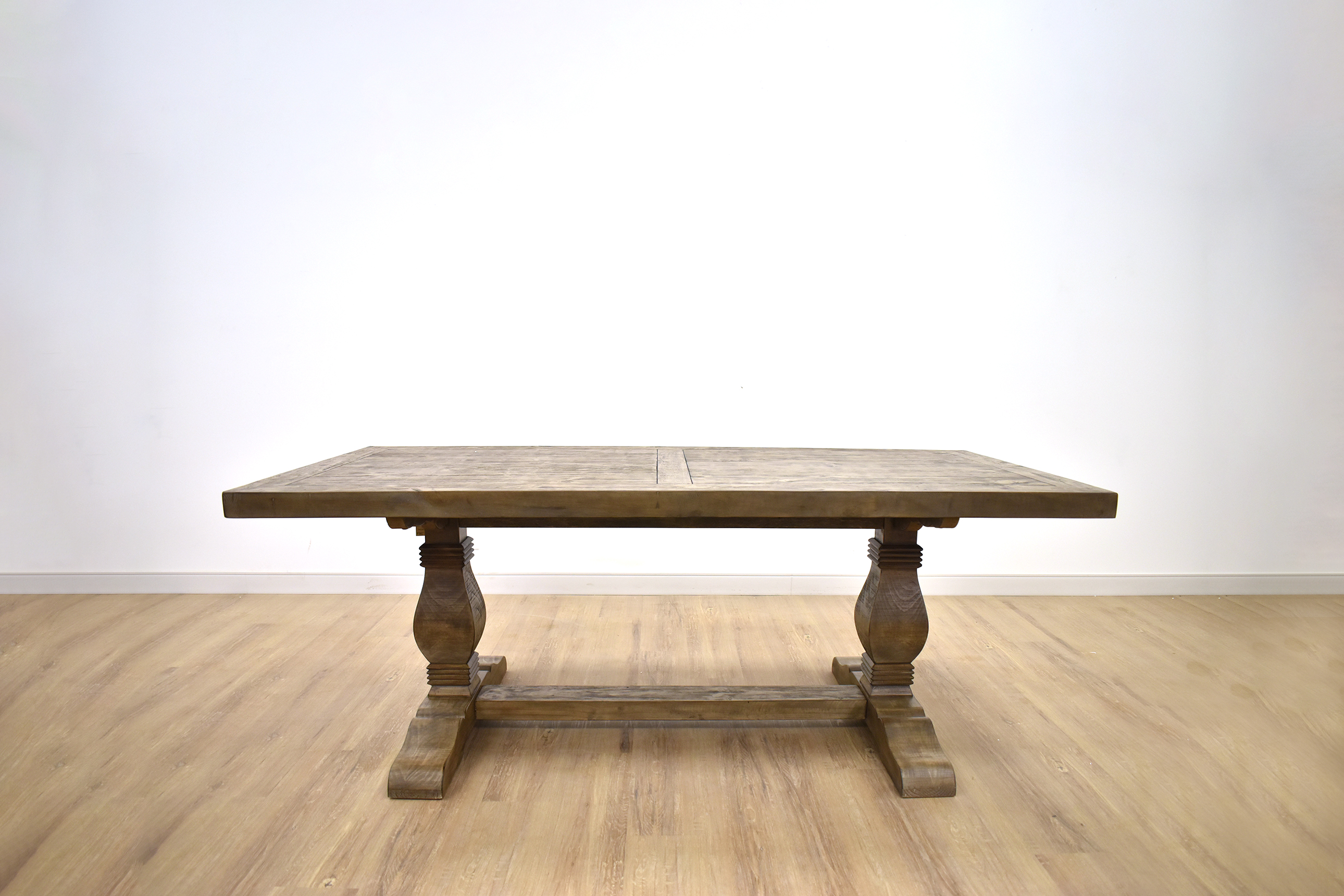 HOUSTON DINING TABLES