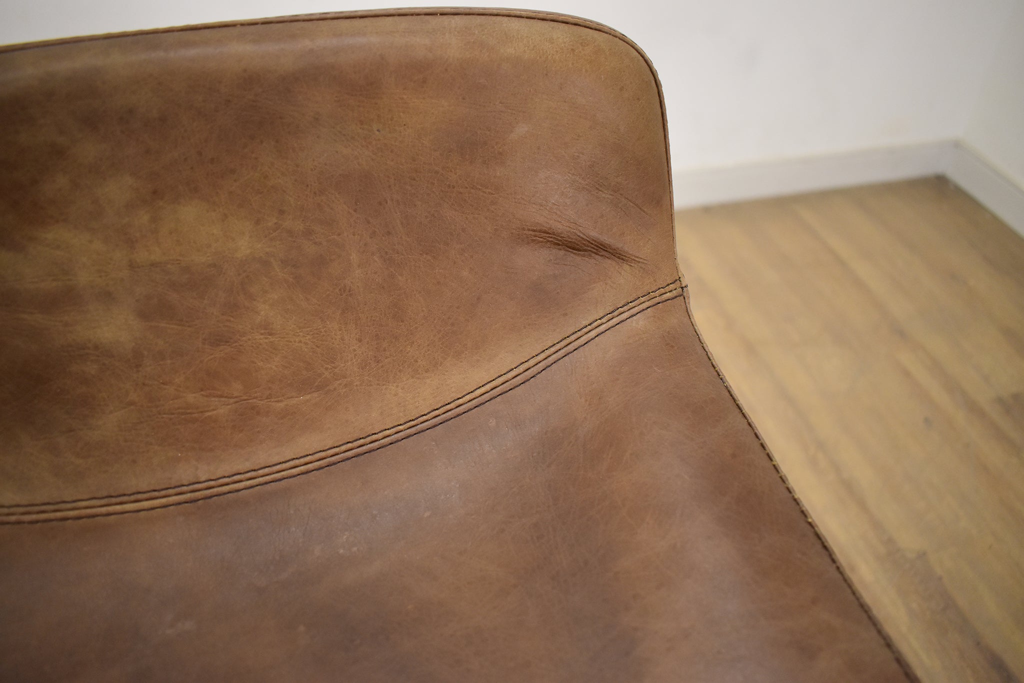 N1000A COUNTER STOOLS