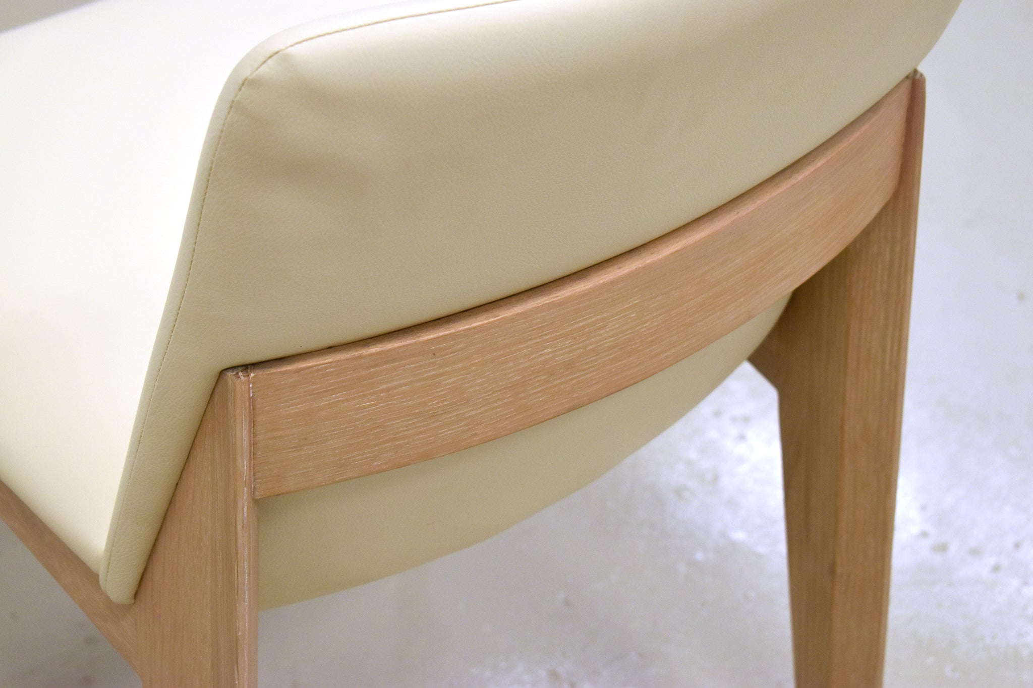 OM1061 DINING CHAIRS