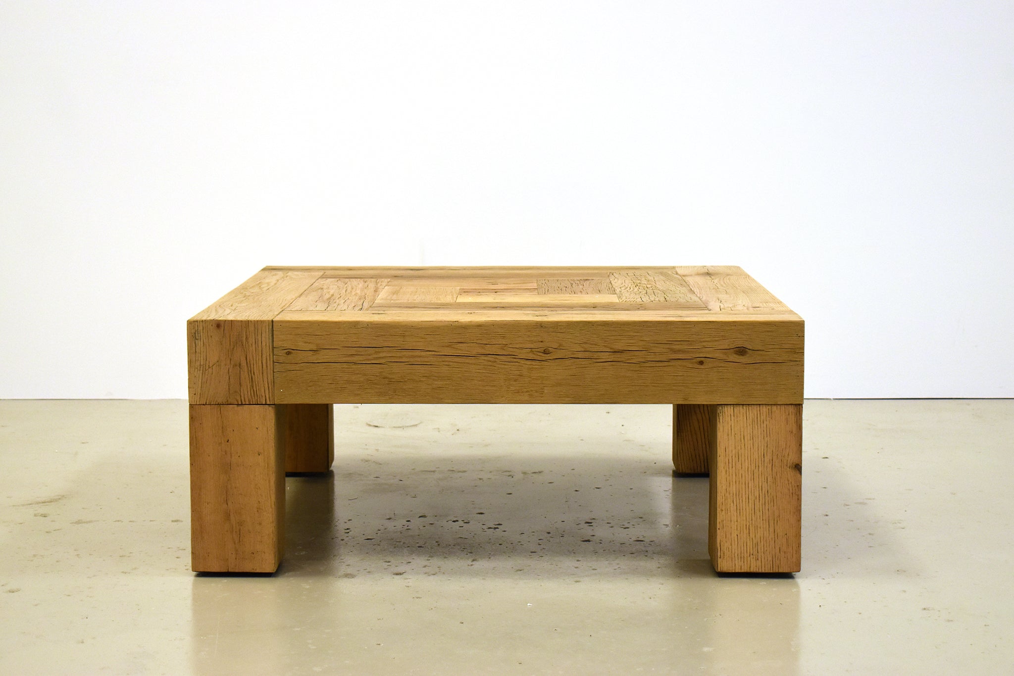 OM1114 LIVING ROOM TABLES