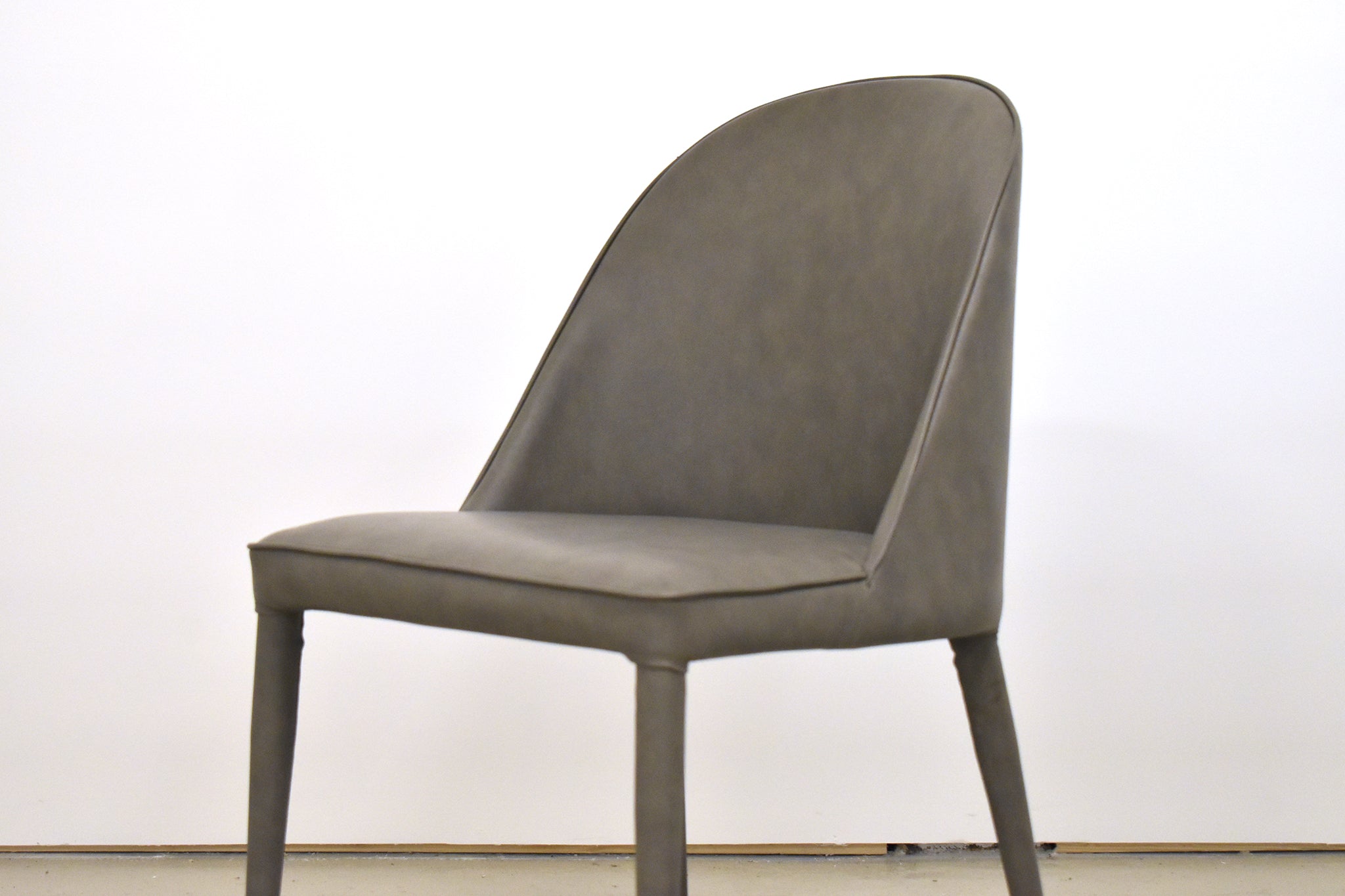 OM1110 DINING CHAIRS